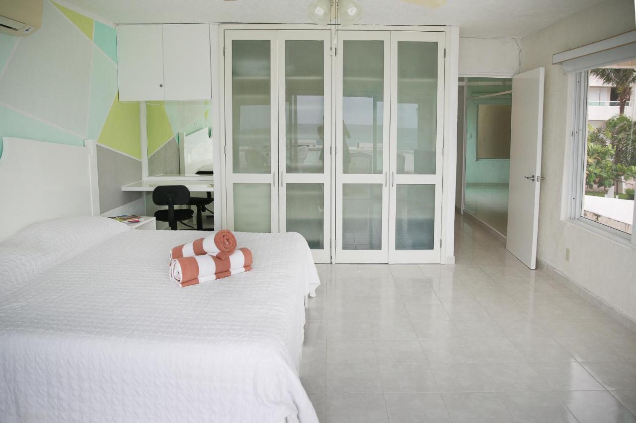 Apartment On The Beach With Terrace Ocean View, Brisas Cancun 01 By Beach & Ocean Apartments Exteriör bild