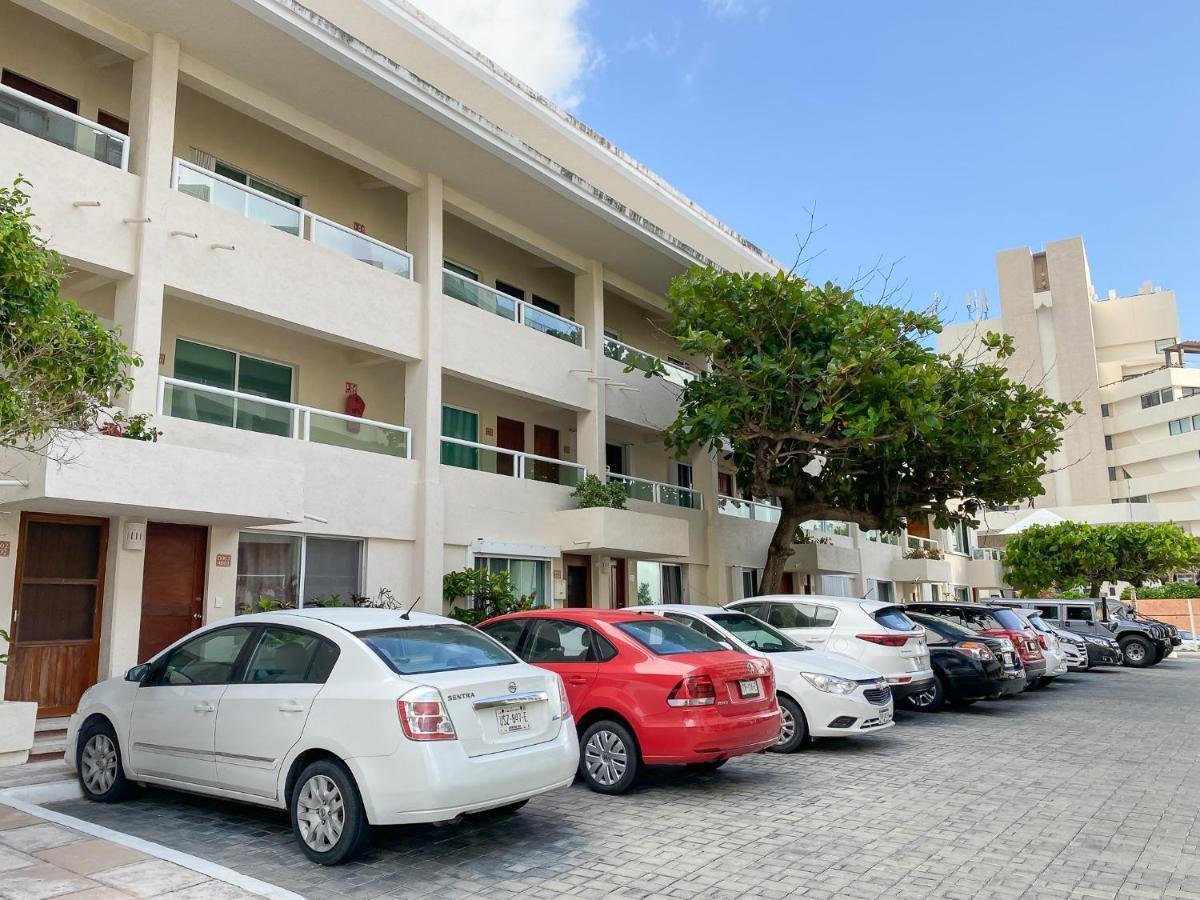 Apartment On The Beach With Terrace Ocean View, Brisas Cancun 01 By Beach & Ocean Apartments Exteriör bild